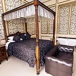 奥德旅馆 4* 马尔顿