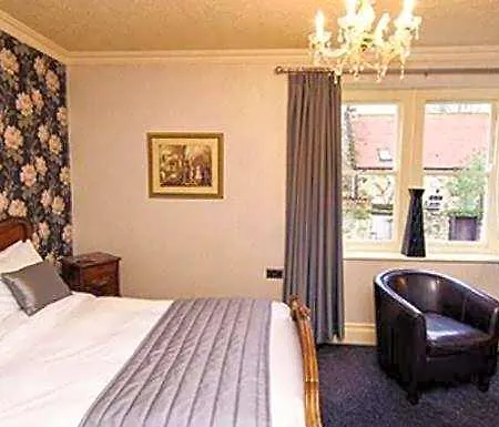 Hotel The Old 4*