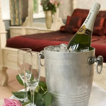 The Old Hotel 4*