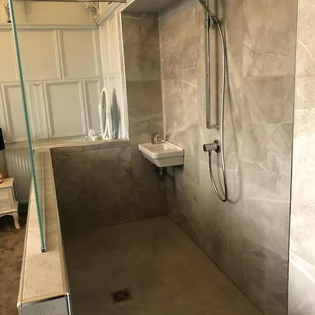 The Old Hotel 4*